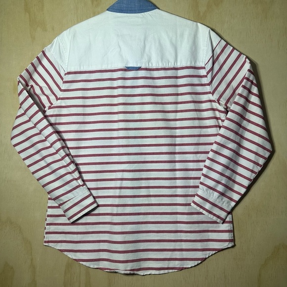 U.S. Polo Assn. Men's Vintage Look Rare White and Red Striped Button Down Shirt - Picture 9 of 14